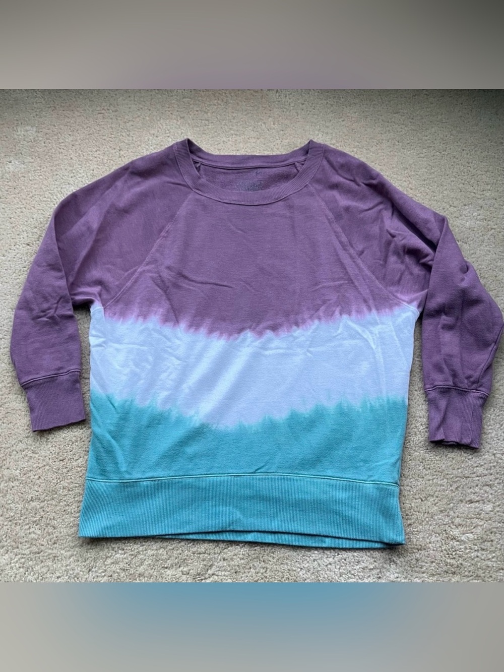 SO Women’s Tie-Dye Long Sleeve Lounge Life Weekend Sweatshirt - Size S - EUC
